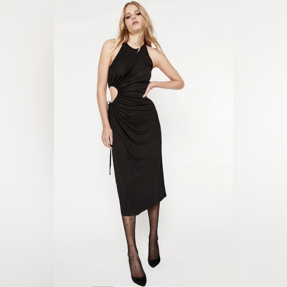 NWT Bardot Mimosa Cut Out Dress In Black Size 6 - Picture 1 of 11